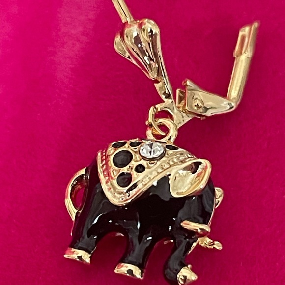 New 18K Gold Plated Elephant Necklace and Earring Set - Picture 4 of 9